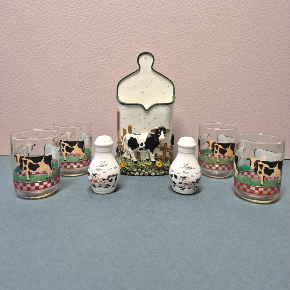 Farmhouse / Country Cow Themed Kitchen Set - Glasses, Salt & Pepper, Holder.
